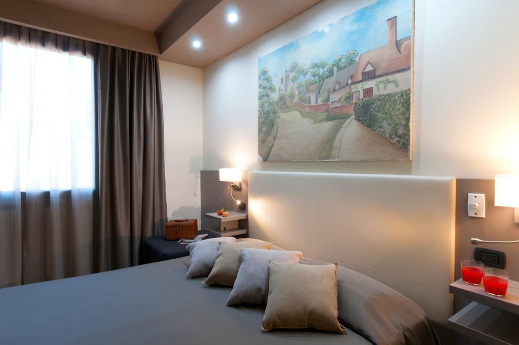 Holiday Rooms Antica Badia Volterra Room photo